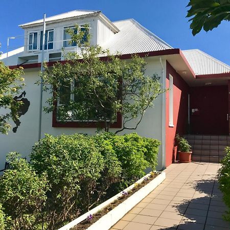 Guesthouse Arny Vestmannaeyjar Kültér fotó
