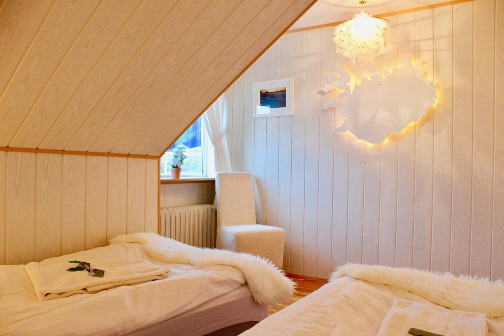 Guesthouse Arny Vestmannaeyjar Kültér fotó