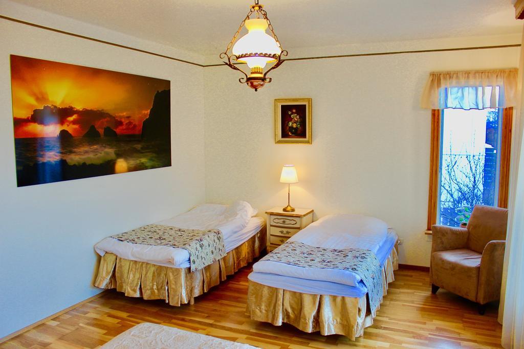 Guesthouse Arny Vestmannaeyjar Kültér fotó
